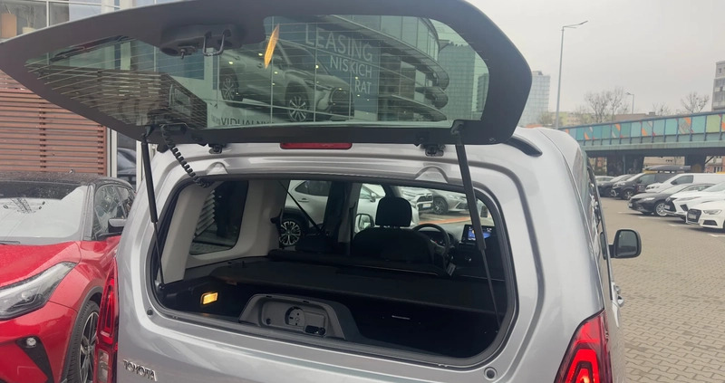Toyota Proace City Verso cena 126900 przebieg: 6, rok produkcji 2024 z Żukowo małe 37